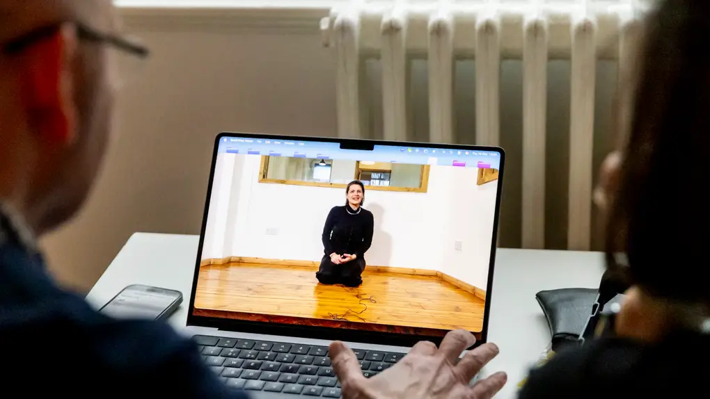 Yoga tutor mobile phone and presentation skills training Image